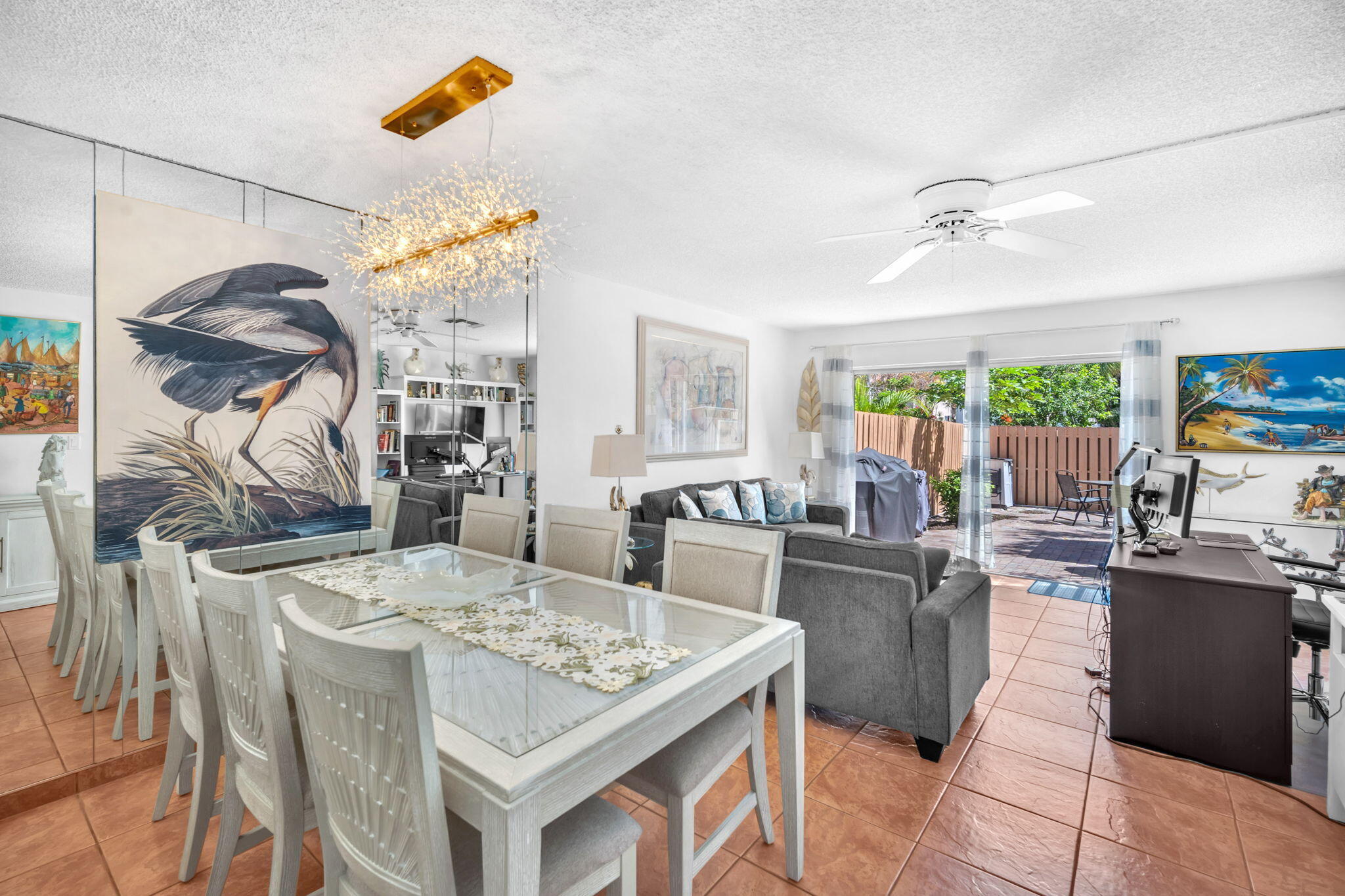 TOWNHOUSE EAST 1 CONDO - Residential