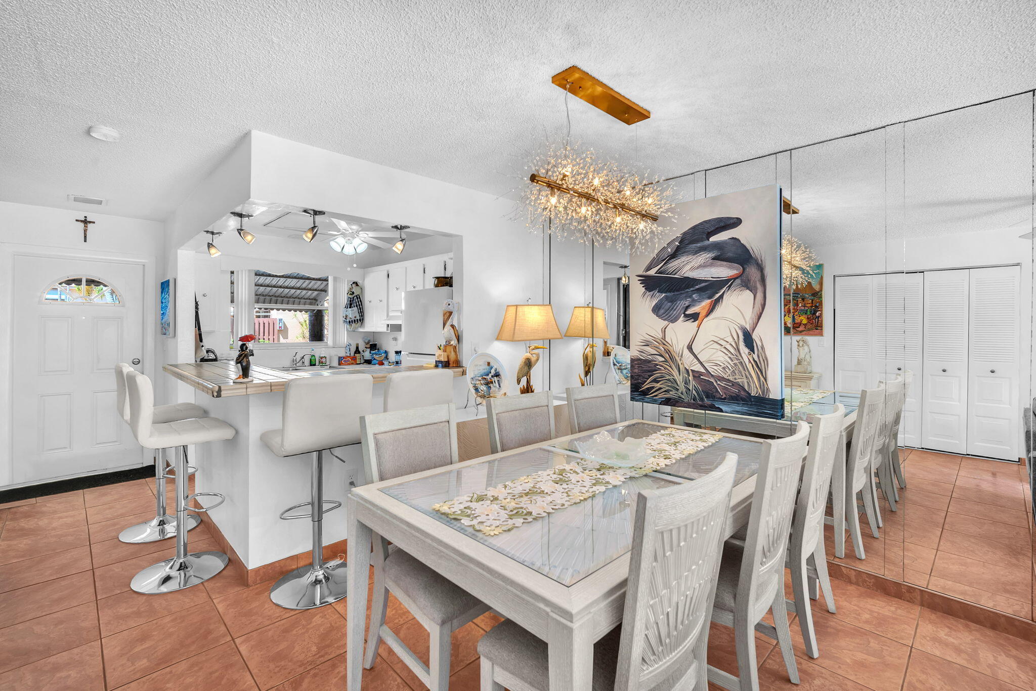 TOWNHOUSE EAST 1 CONDO - Residential