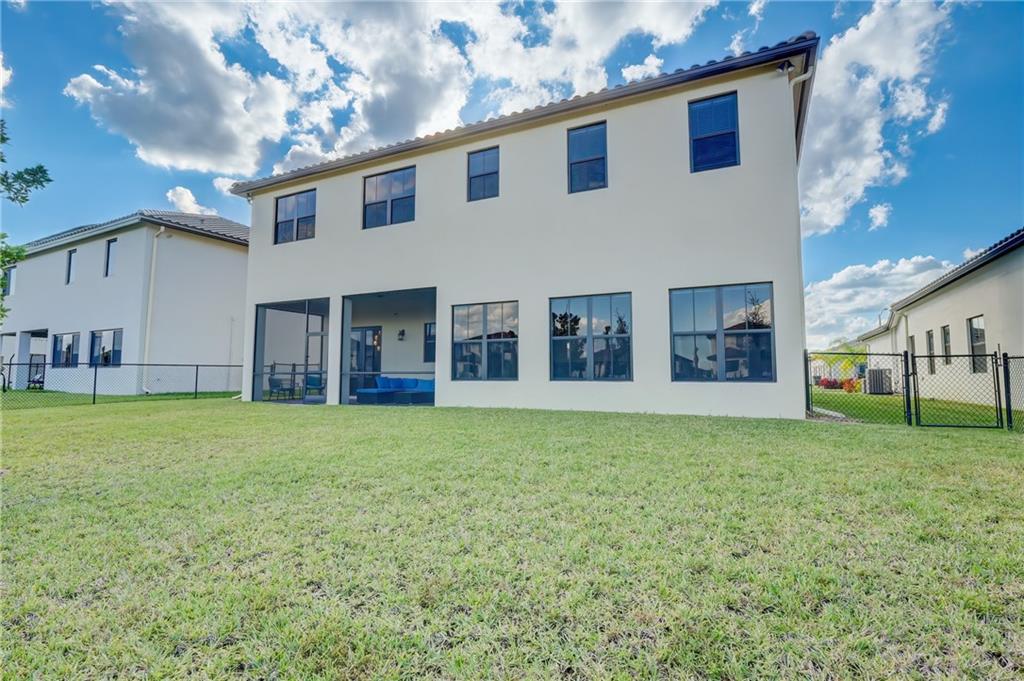 MAPLE RIDGE AT AVE MARIA - Residential