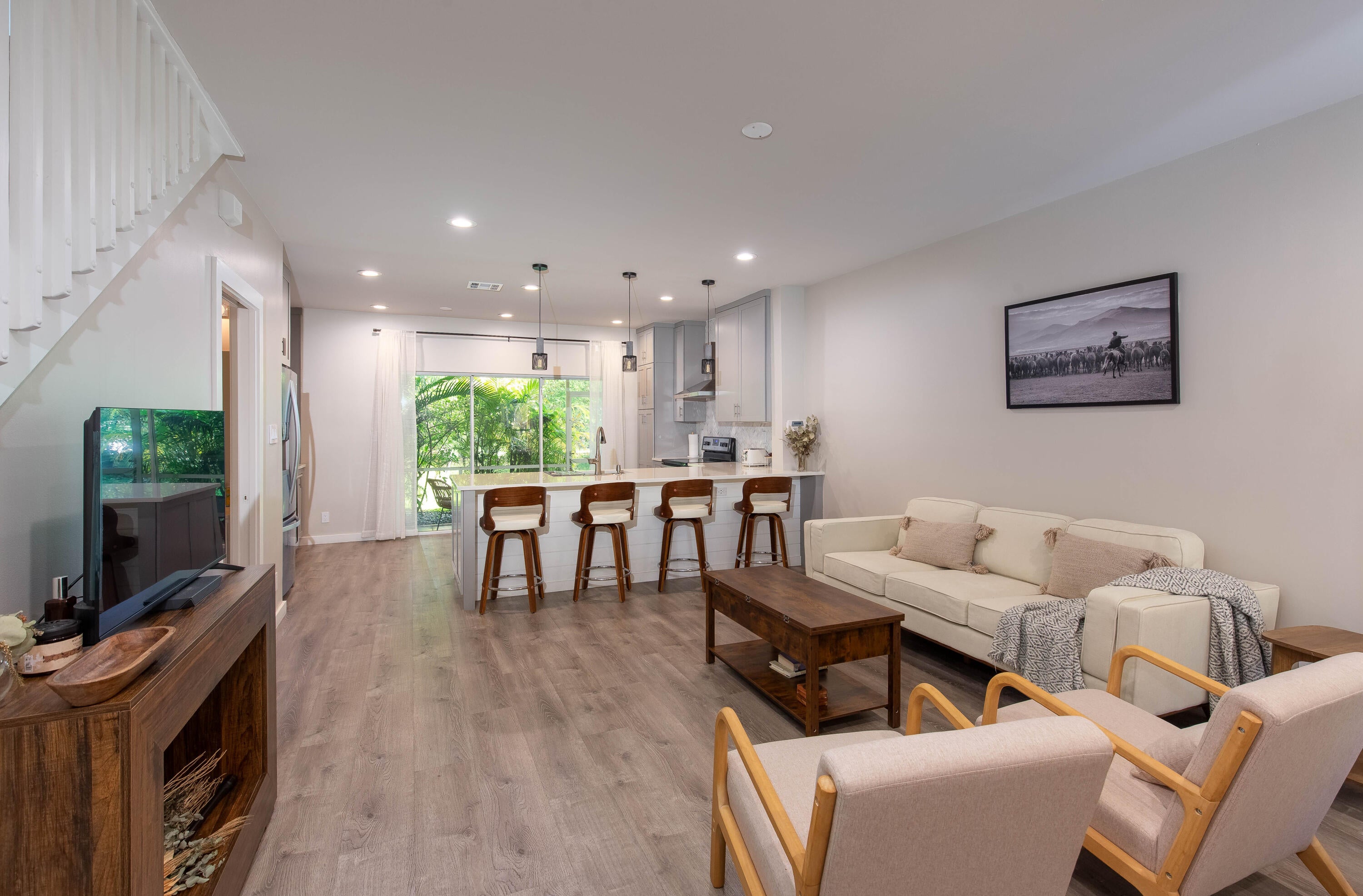 Properties 13792 Creston Place
