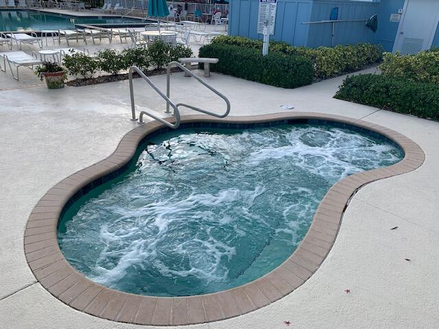 JUPITER BAY EAST CONDO - Residential