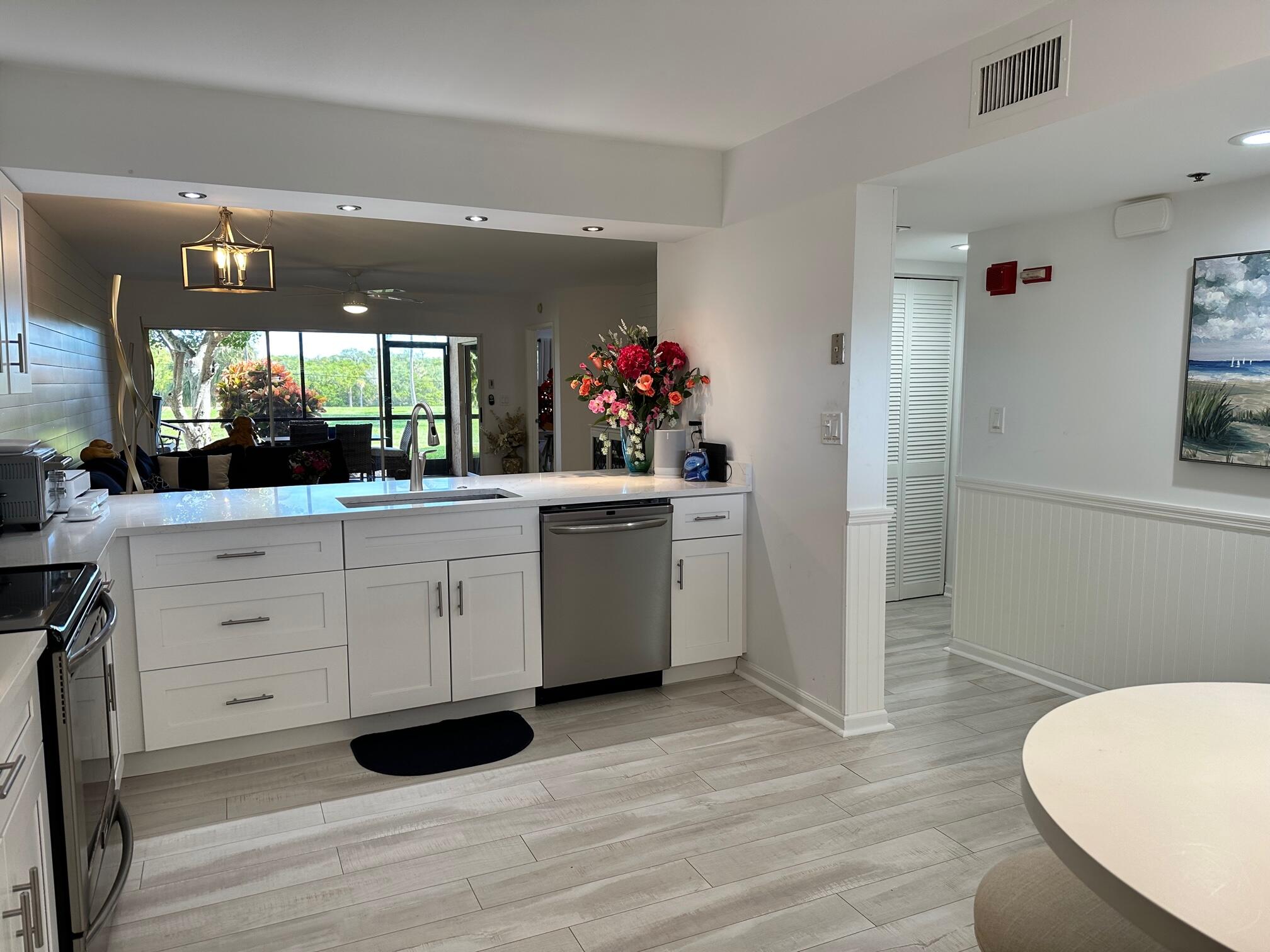 JUPITER BAY EAST CONDO - Residential