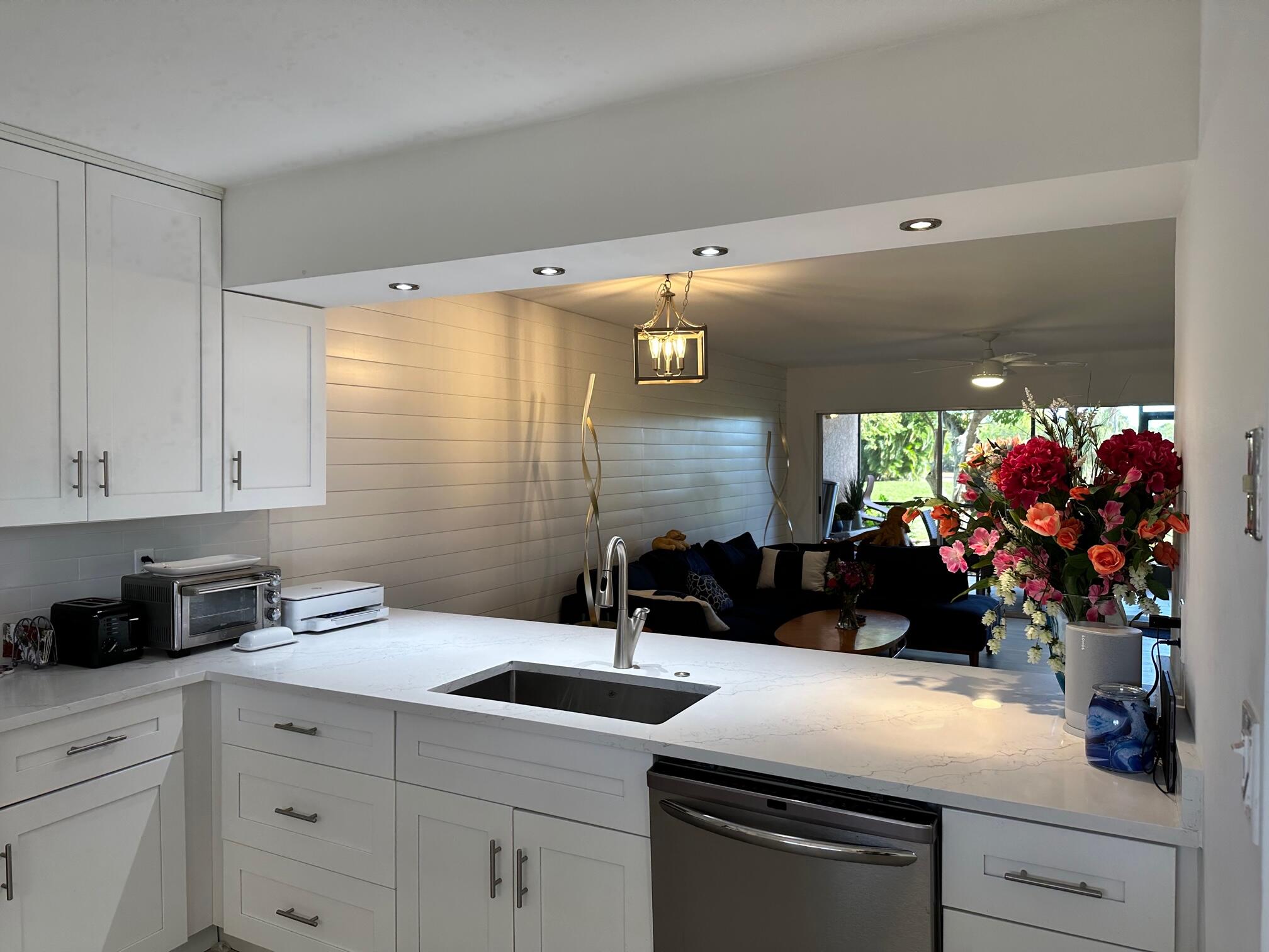 JUPITER BAY EAST CONDO - Residential