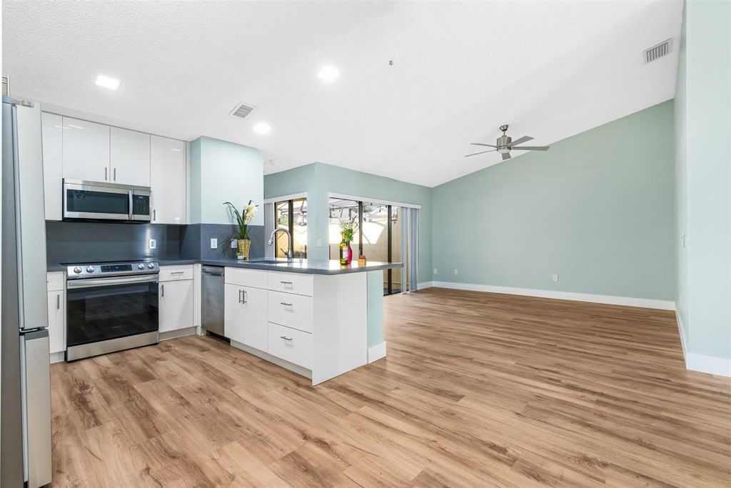 Photo of 9109 SE 21 Steet #B, Boca Raton, FL 33428 (MLS # F10419904)