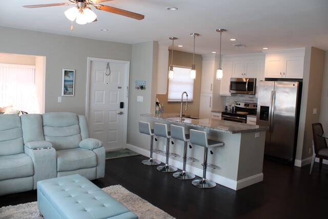 HIGH POINT OF DELRAY SEC 7 CONDO - Residential