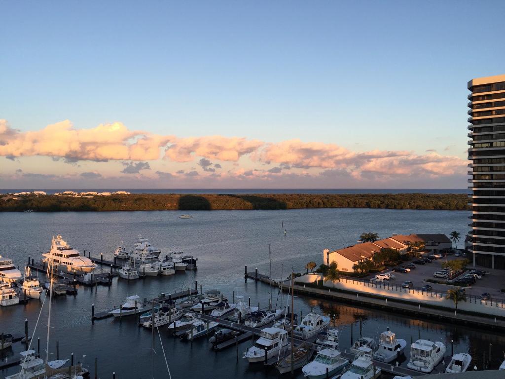 OLD PORT COVE MARINA TOWER - Residential