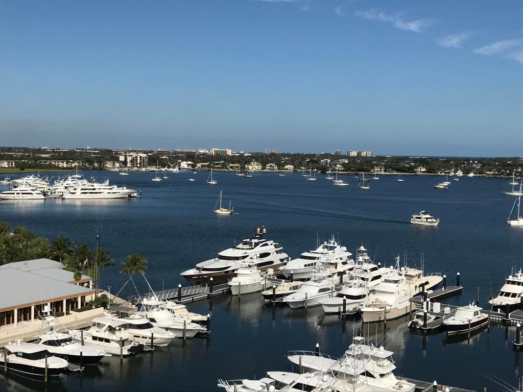 OLD PORT COVE MARINA TOWER - Residential