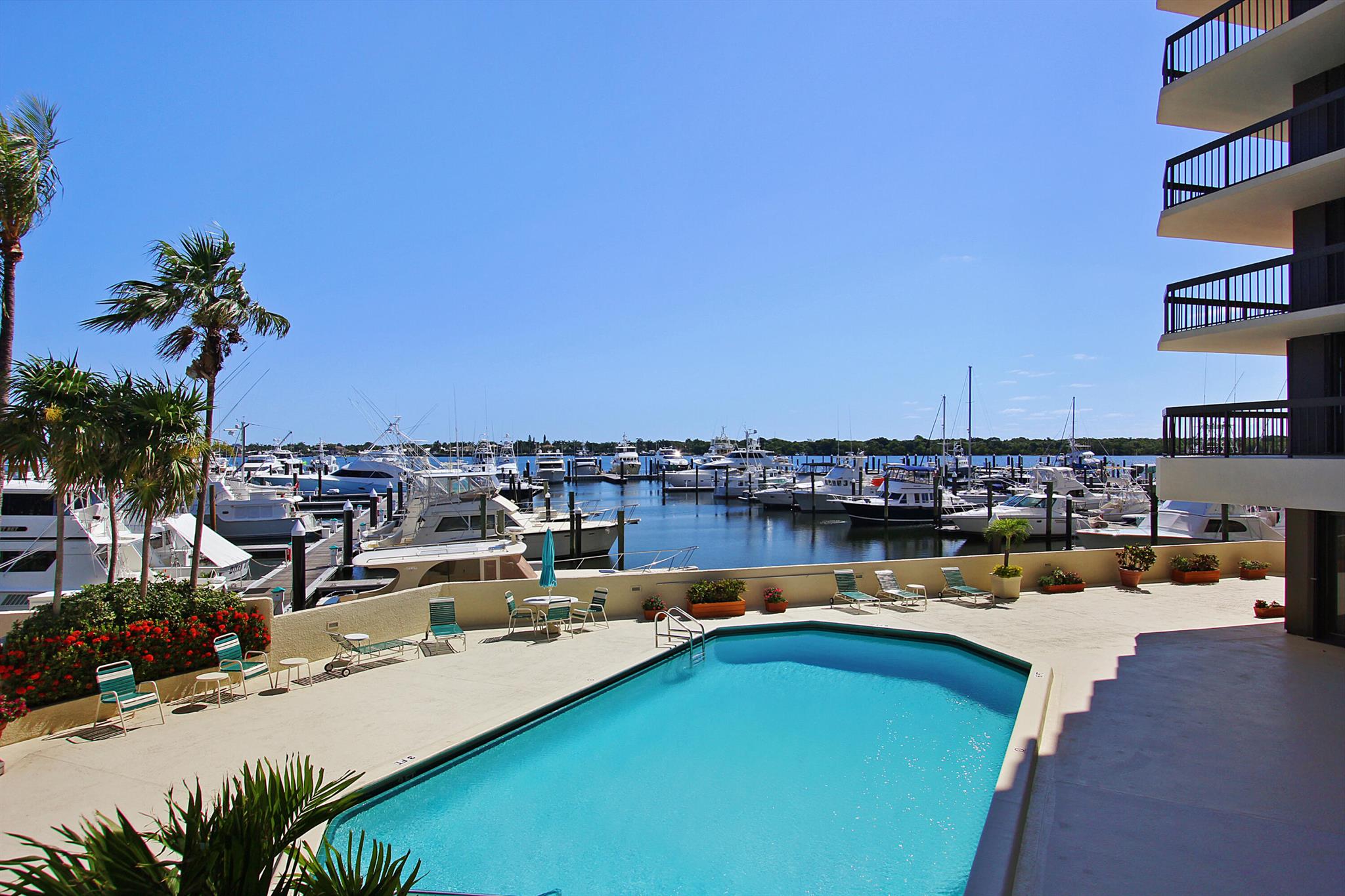 OLD PORT COVE MARINA TOWE - Residential