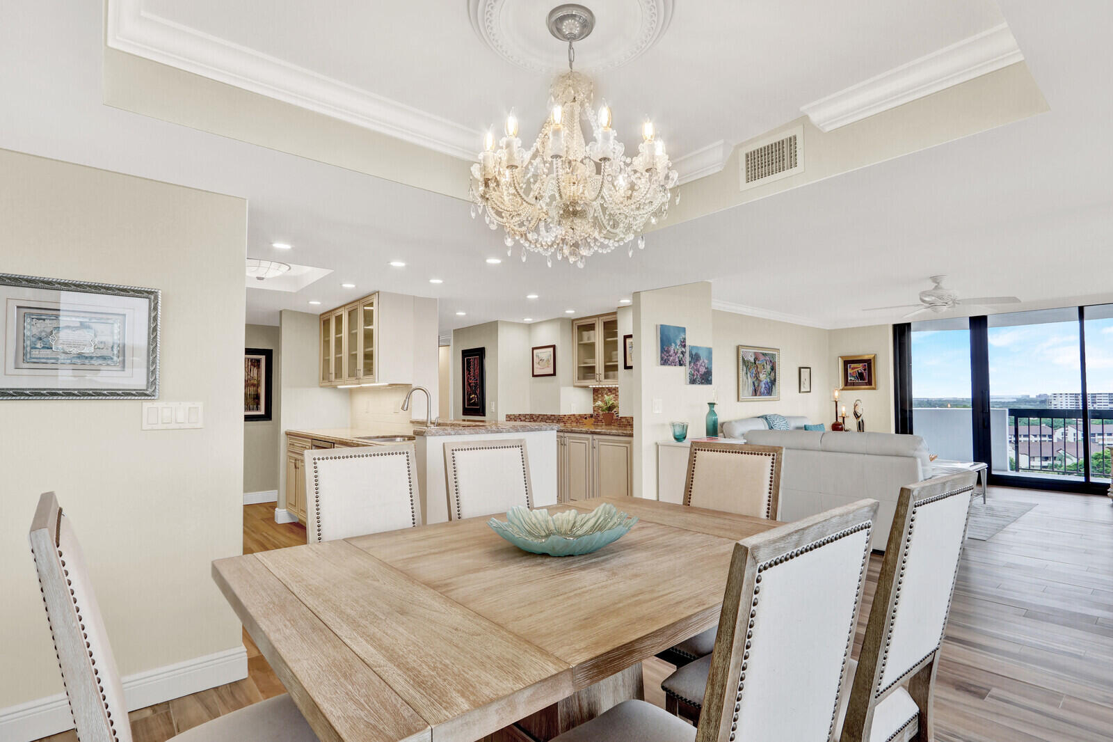 OLD PORT COVE MARINA TOWER - Residential