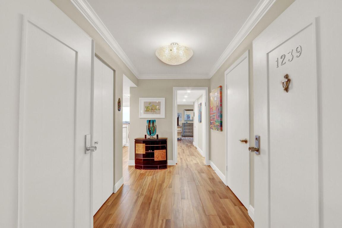 OLD PORT COVE MARINA TOWER - Residential