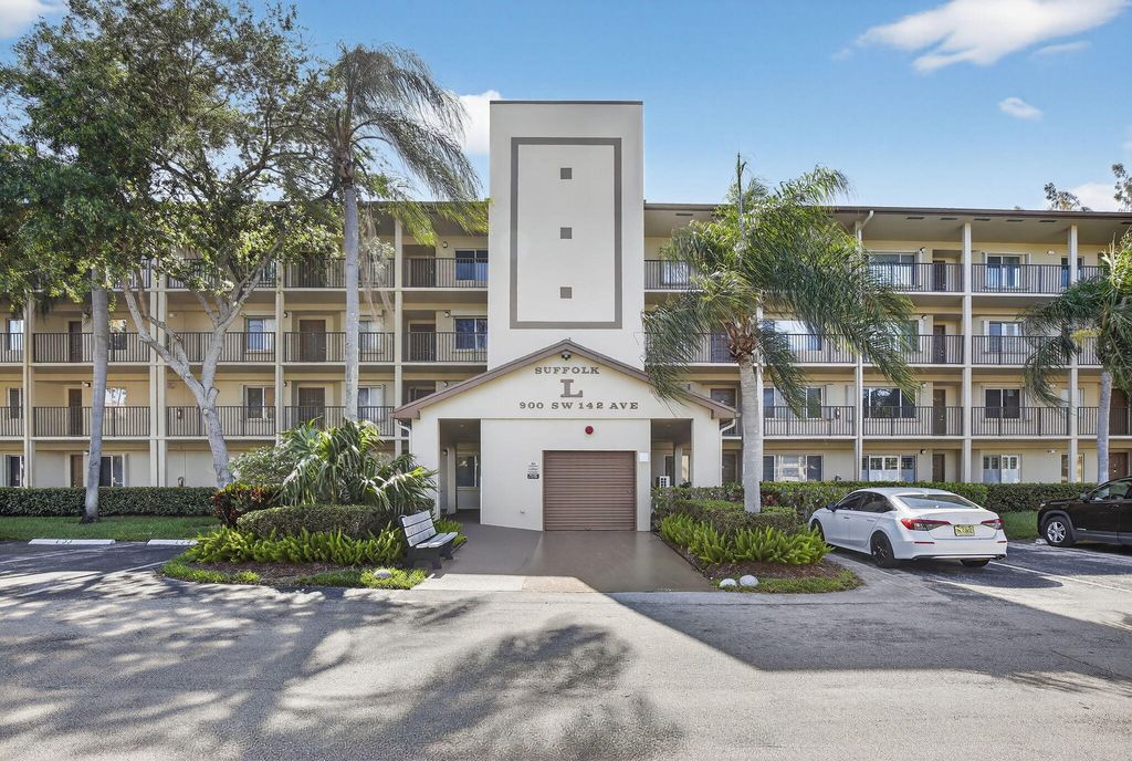 Photo of 900 SW 142nd Avenue #305l, Pembroke Pines, FL 33027 (MLS # B26013856)