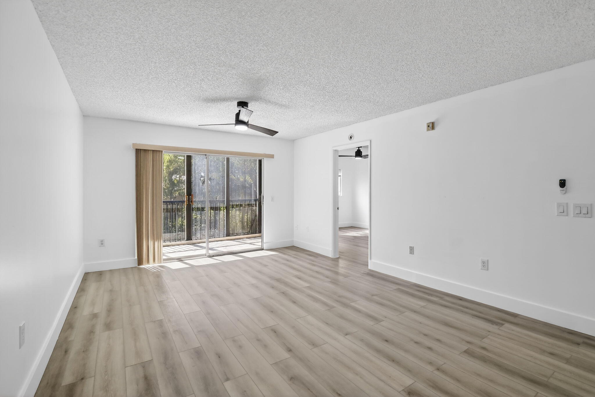 SUFFOLK AT CENTURY VILLAGE - Residential