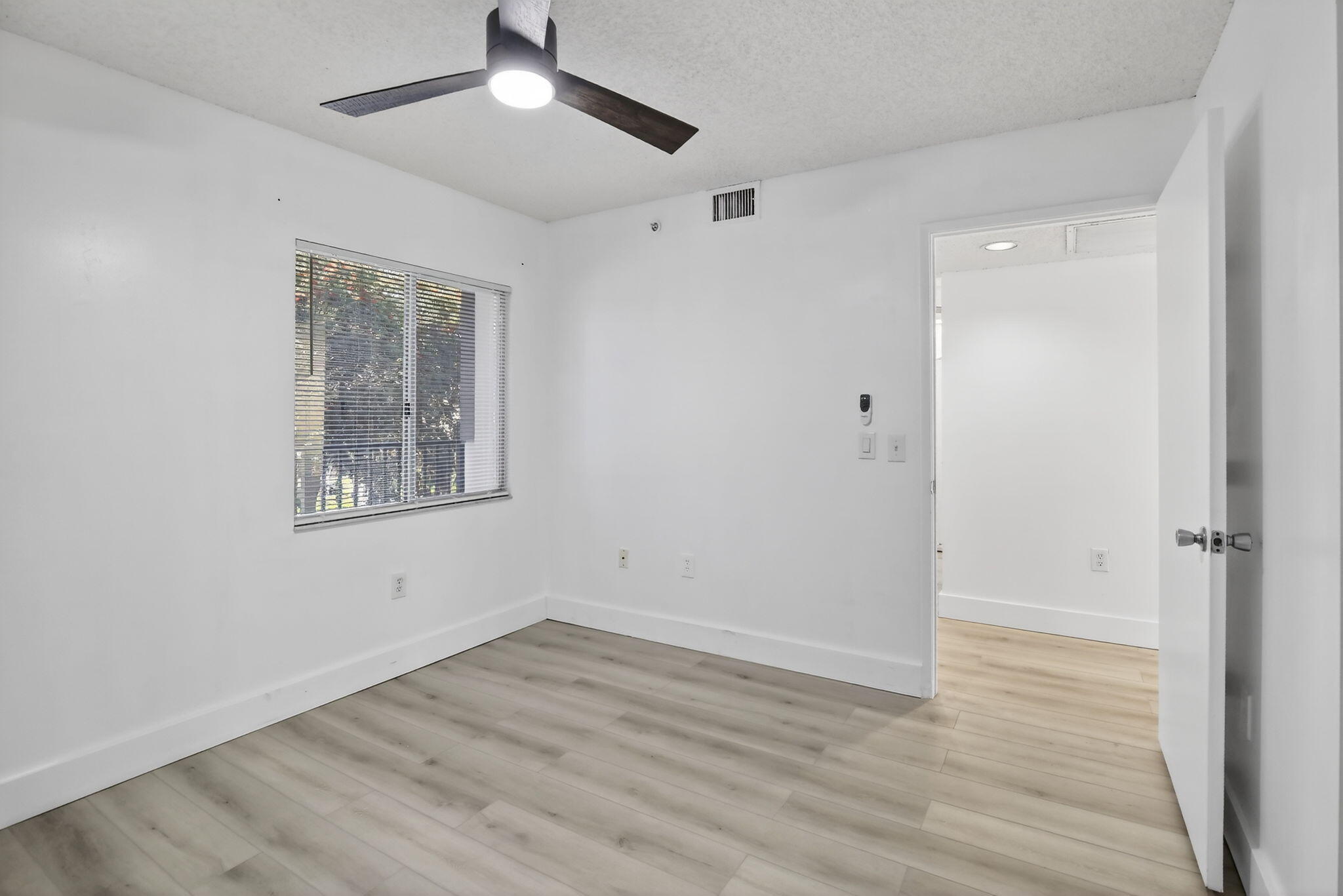 SUFFOLK AT CENTURY VILLAGE - Residential