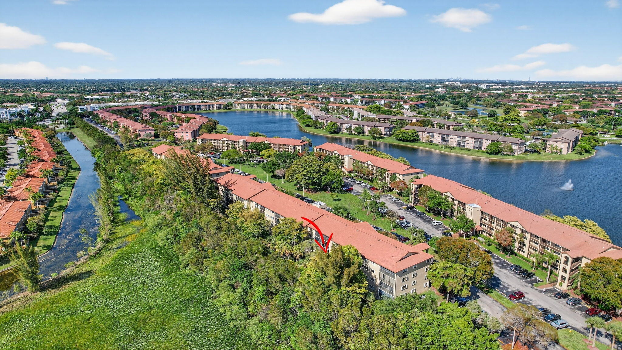 SUFFOLK AT CENTURY VILLAGE - Residential