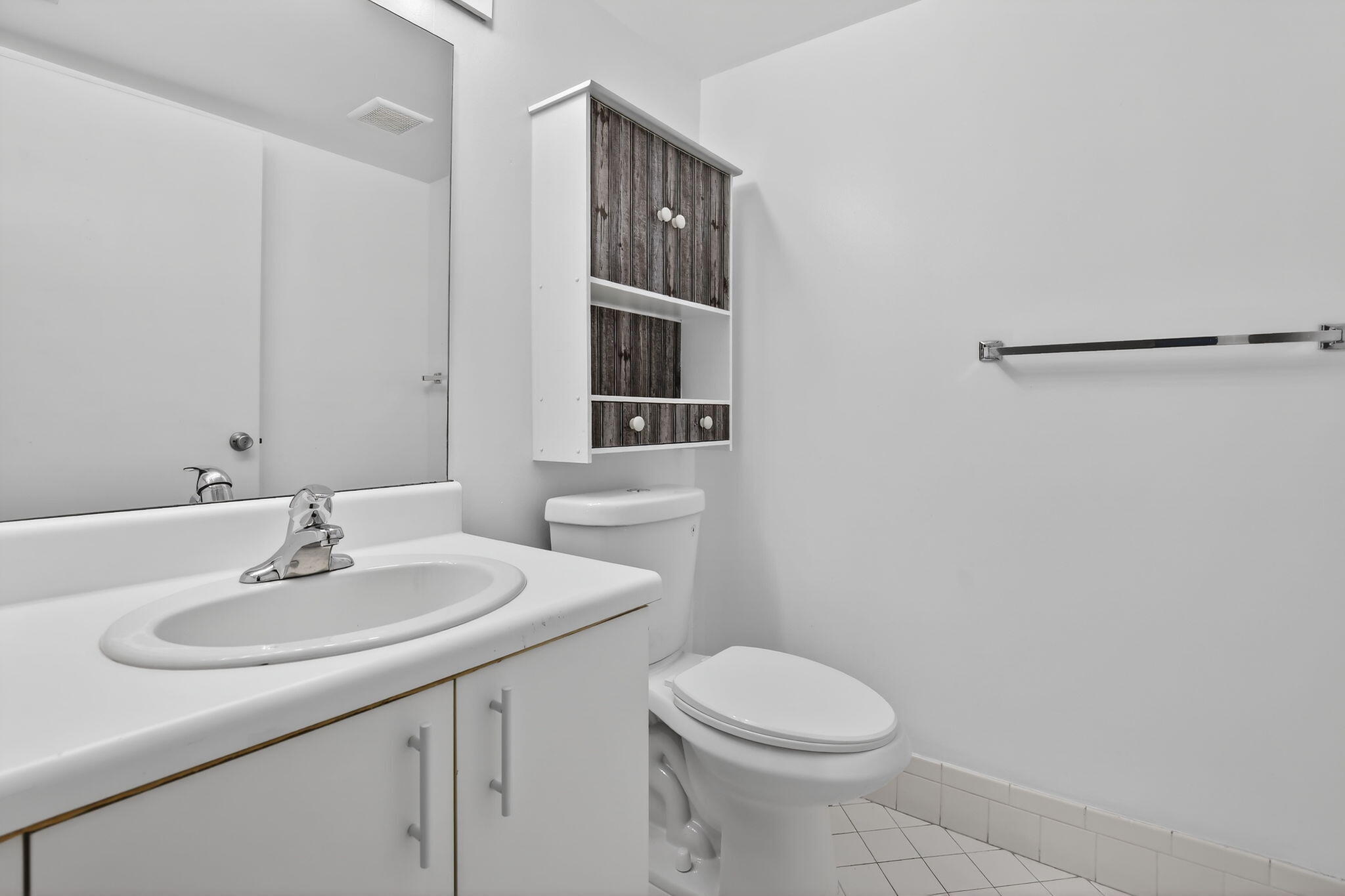 SUFFOLK AT CENTURY VILLAGE - Residential