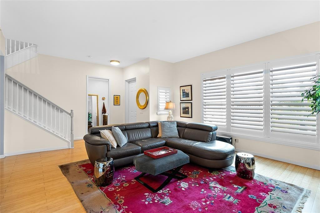 2633 NE 14th Avenue 112