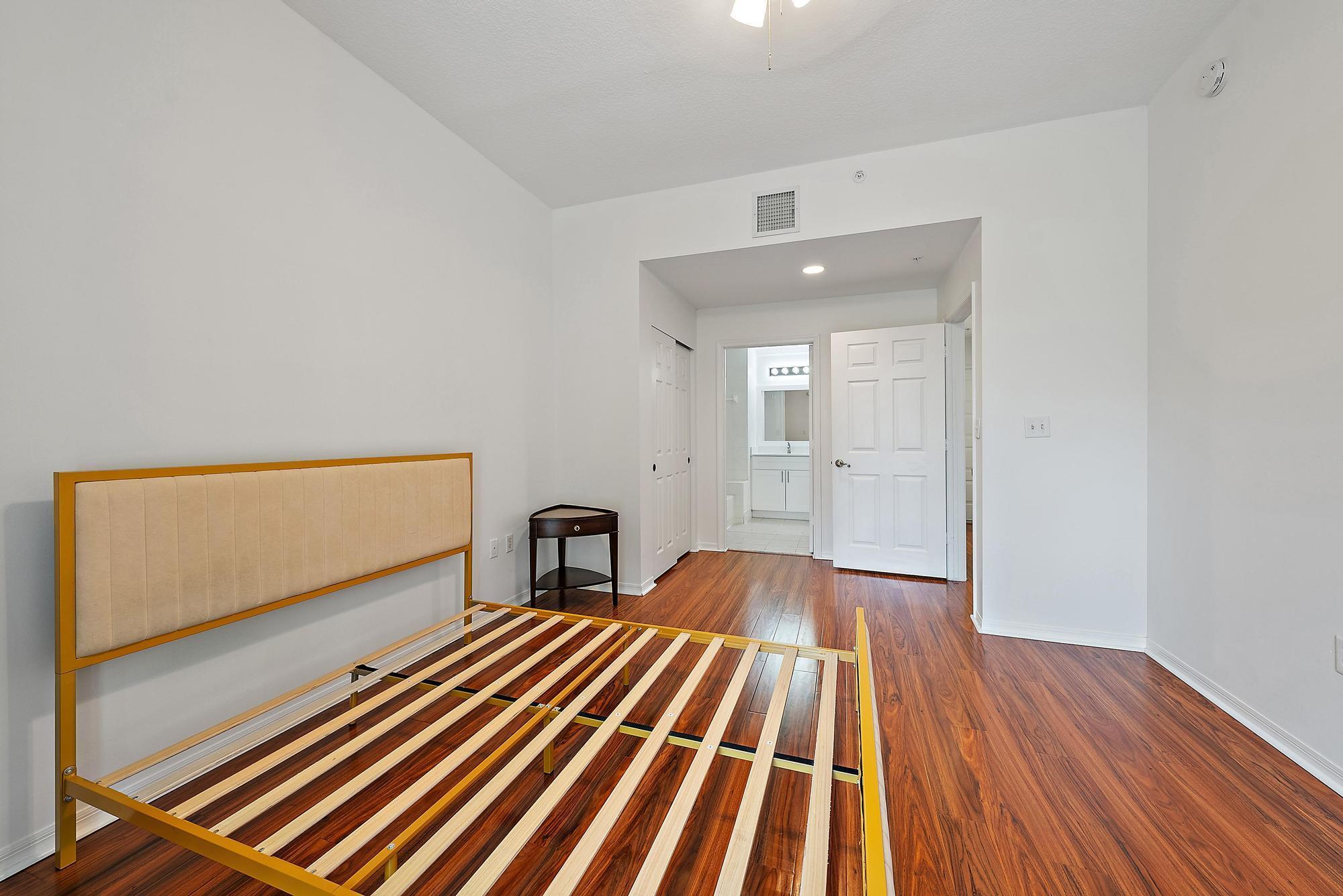 VILLAGE AT ABACOA CONDO - Residential Lease