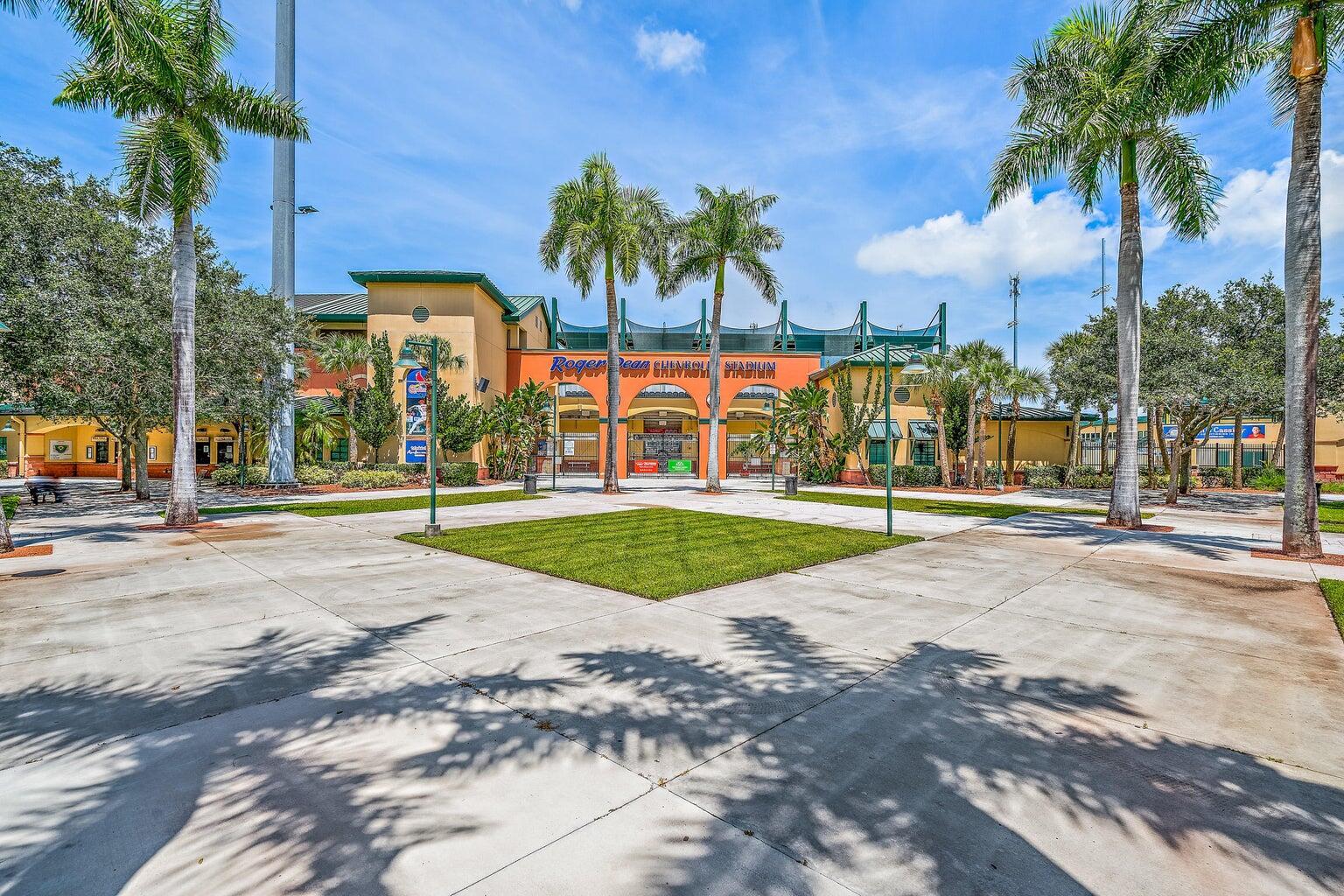 VILLAGE AT ABACOA CONDO - Residential Lease