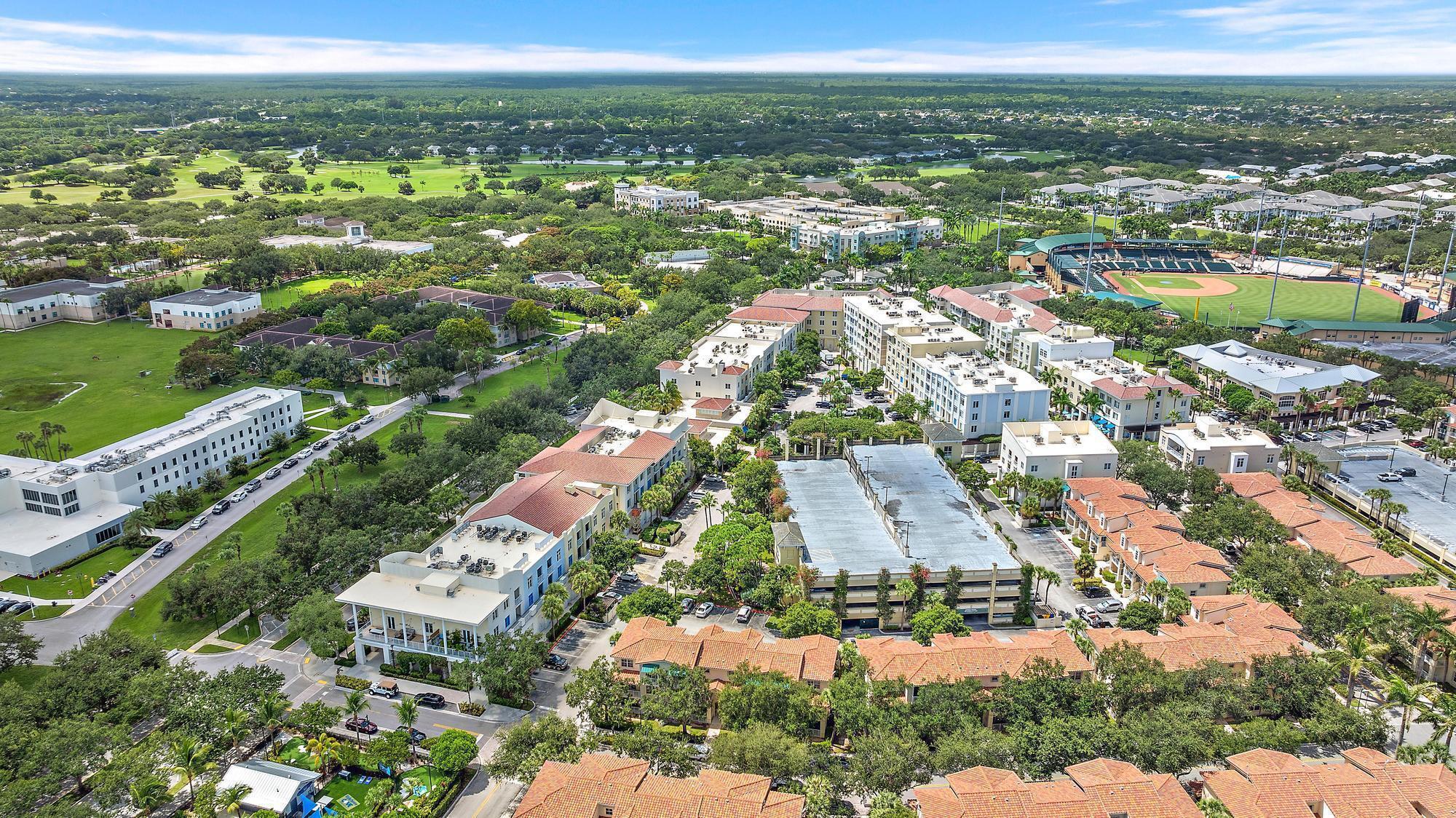 VILLAGE AT ABACOA CONDO - Residential Lease