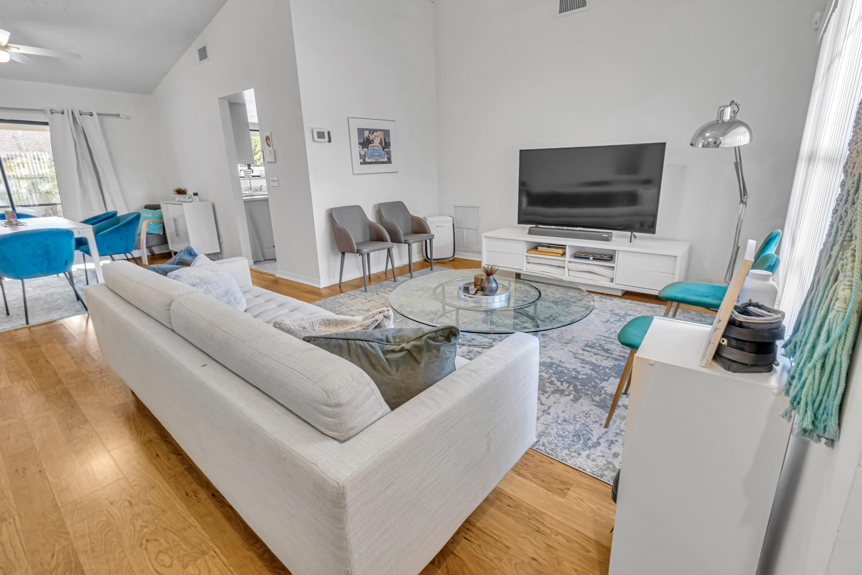 PINEWOOD EAST NO 2 OF WELLINGT - Residential
