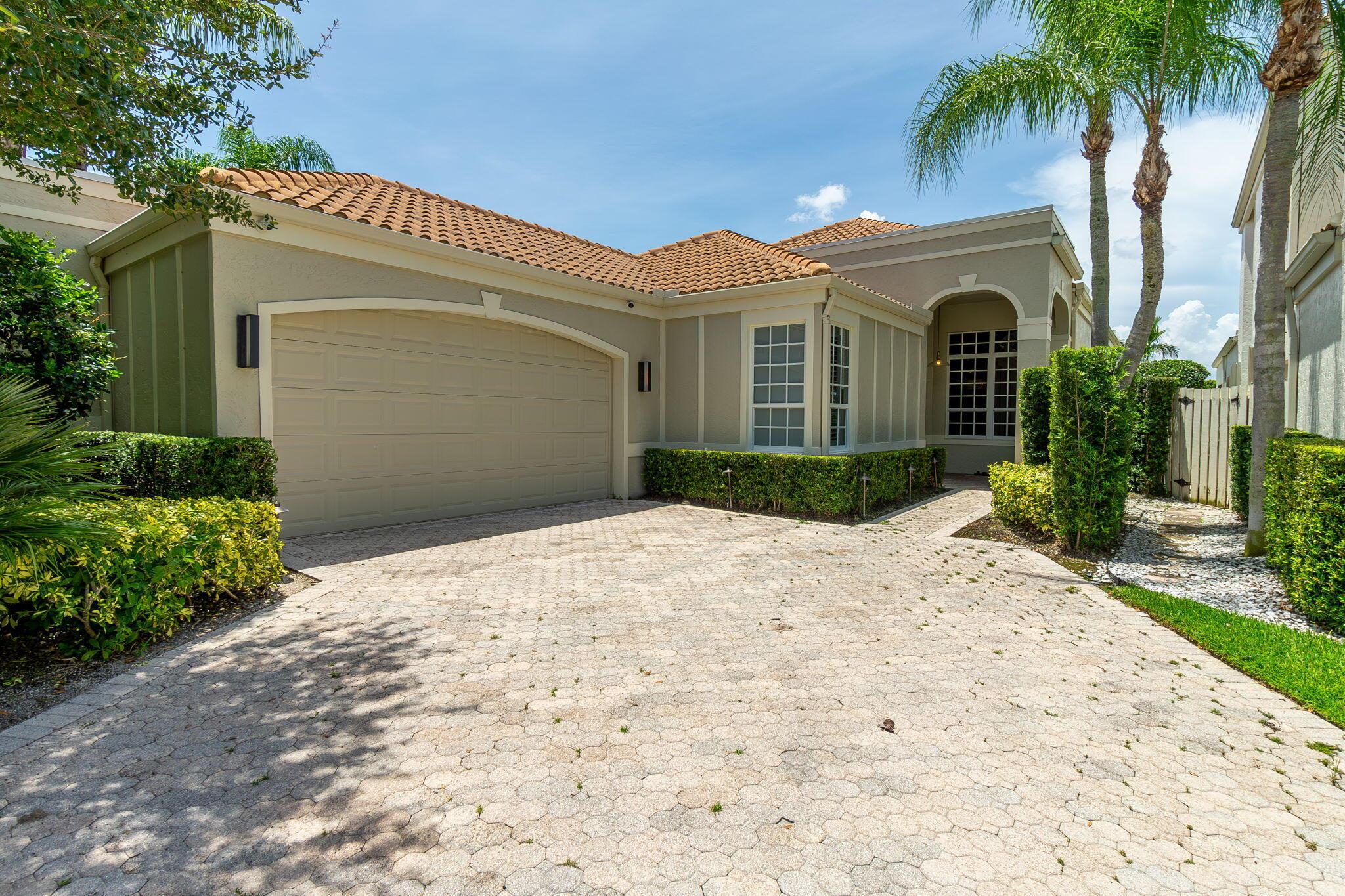 EAGLES LANDING OF P B POL - Residential Lease