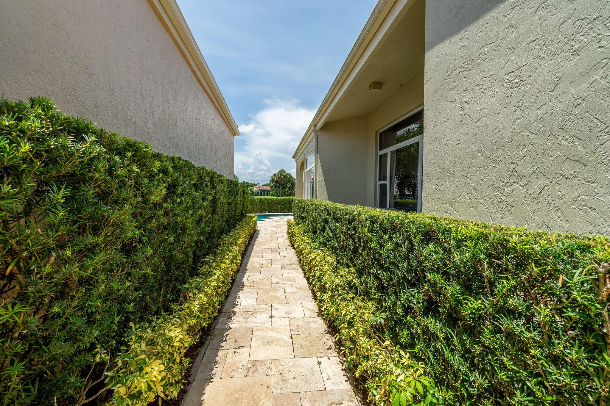 EAGLES LANDING OF P B POL - Residential Lease