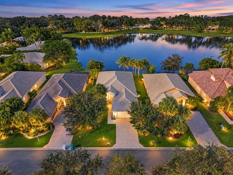 Photo of 11289 NW 65TH Manor, Parkland, FL 33076 (MLS # B26087808)