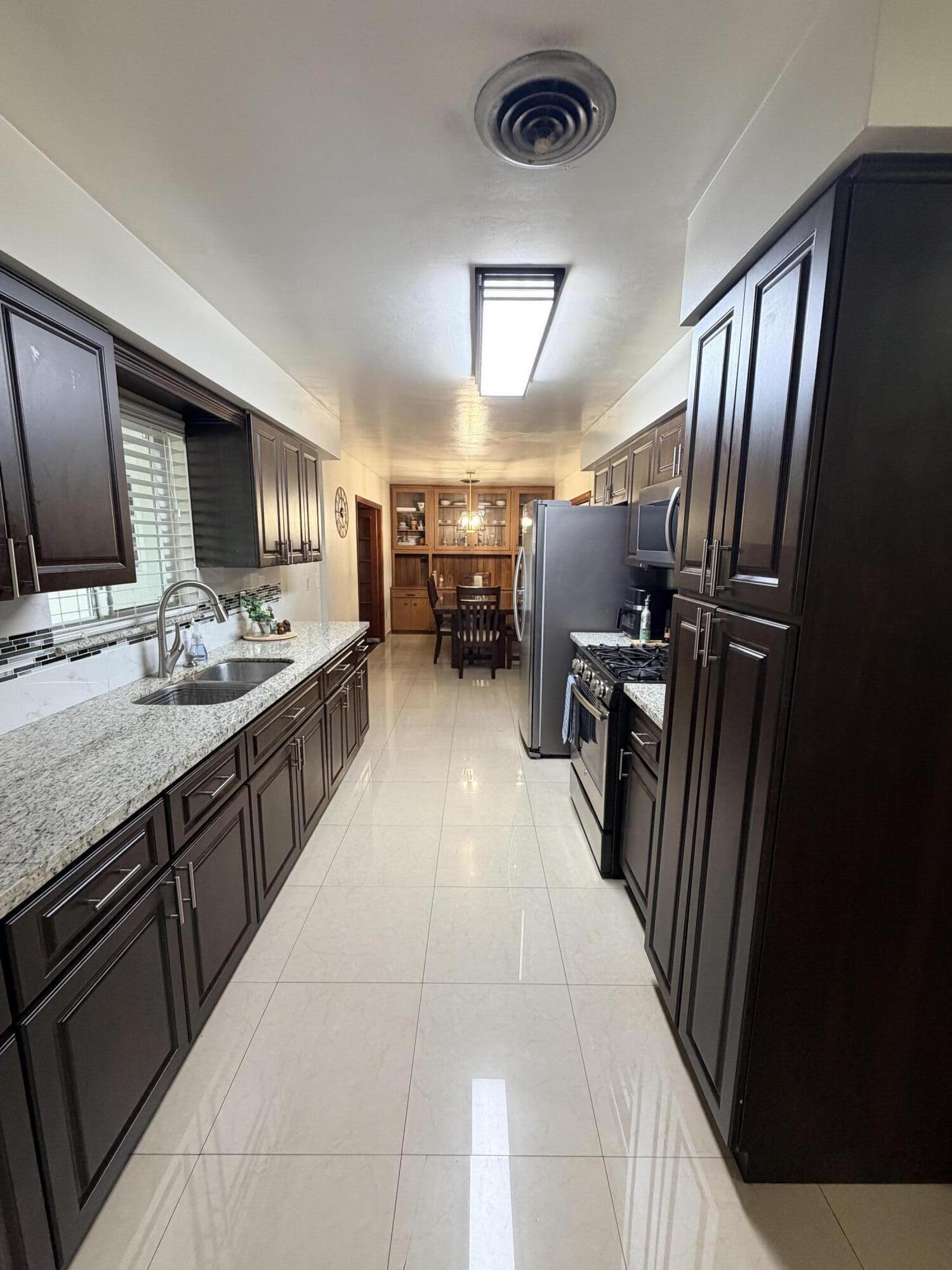 NORTHMOOR GARDENS ADD B G IN - Residential