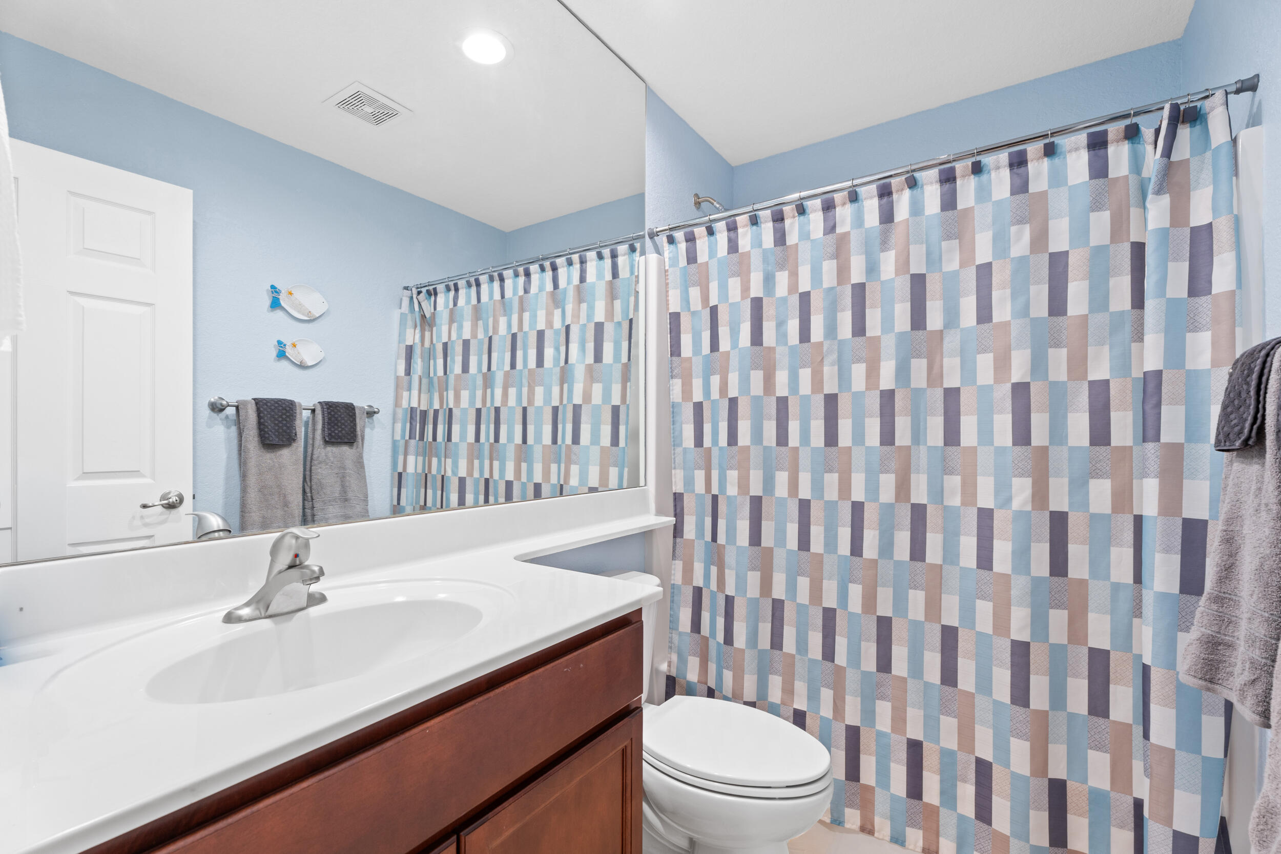 SPANISH LAKES ONE LEASEHOLD ESTATES - Residential