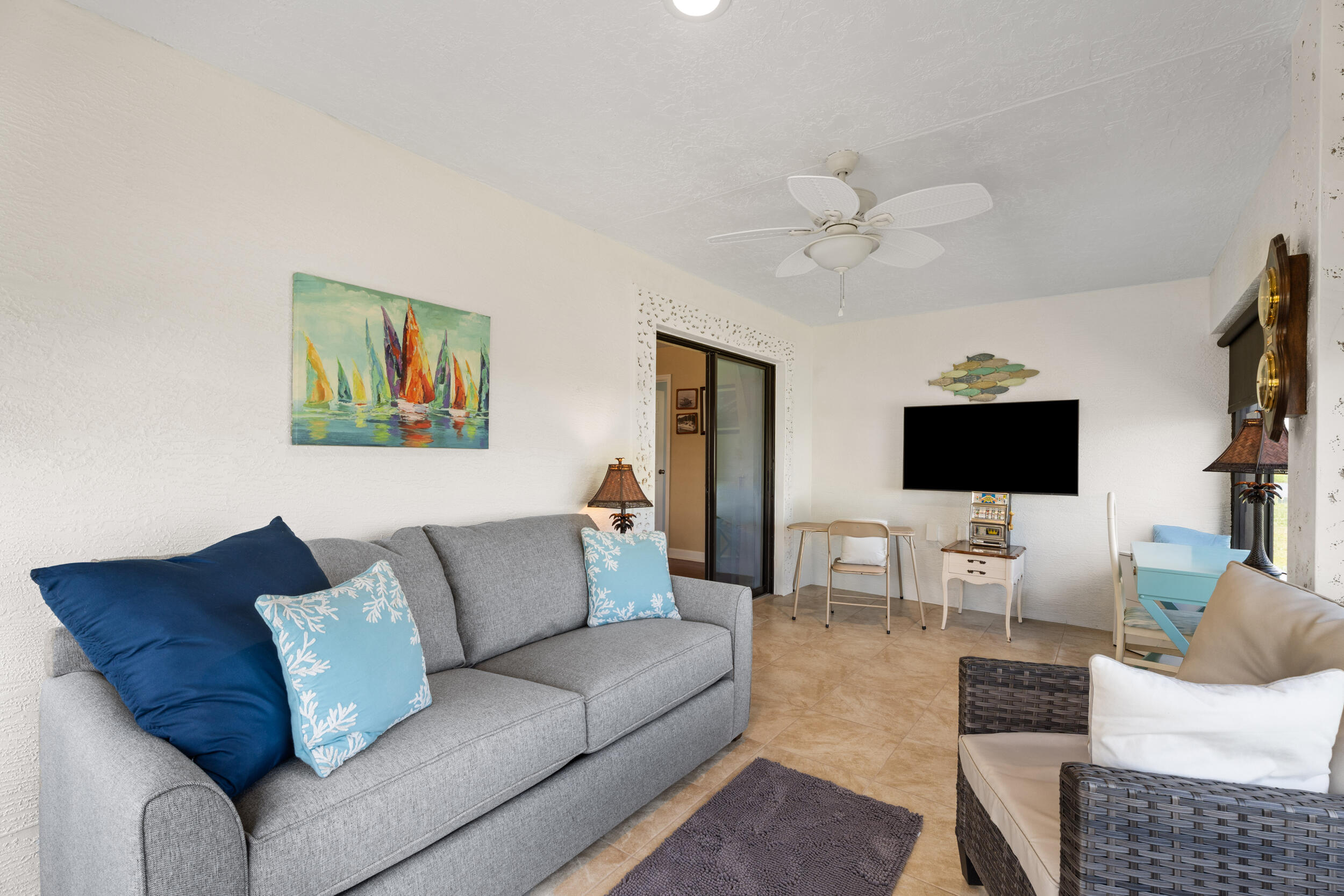 SPANISH LAKES ONE LEASEHOLD ESTATES - Residential