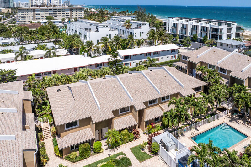 BEACH HAVEN TOWNHOMES CONDO - Residential