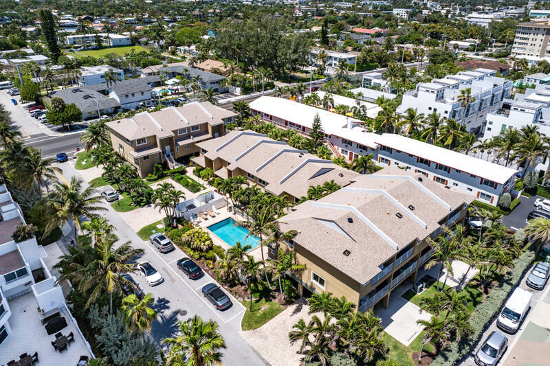 BEACH HAVEN TOWNHOMES CONDO - Residential