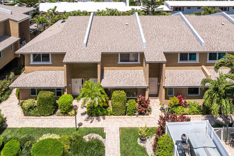 BEACH HAVEN TOWNHOMES CONDO - Residential