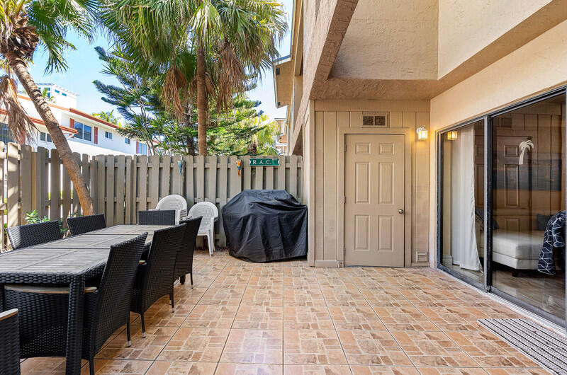BEACH HAVEN TOWNHOMES CONDO - Residential