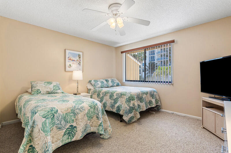 BEACH HAVEN TOWNHOMES CONDO - Residential