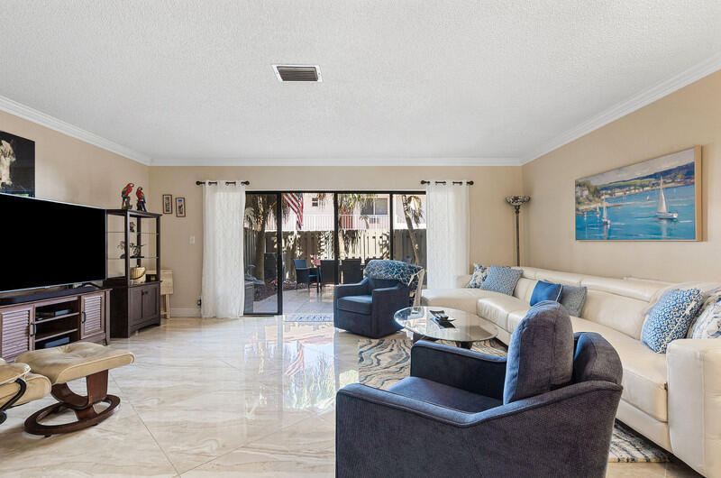 BEACH HAVEN TOWNHOMES CONDO - Residential