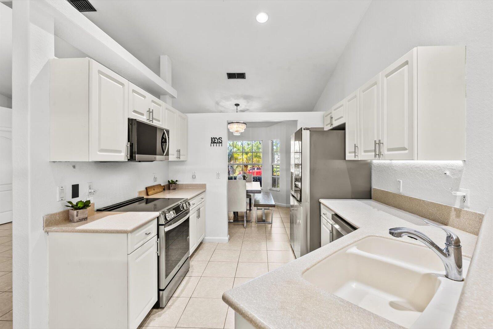 PORT ST LUCIE SECTION 21 - Residential