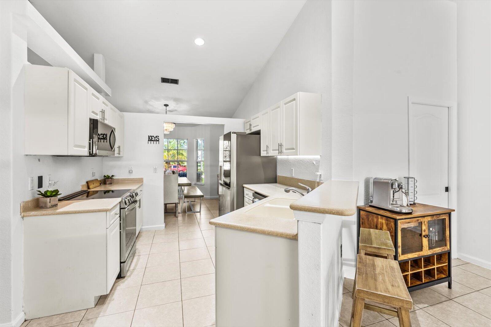 PORT ST LUCIE SECTION 21 - Residential