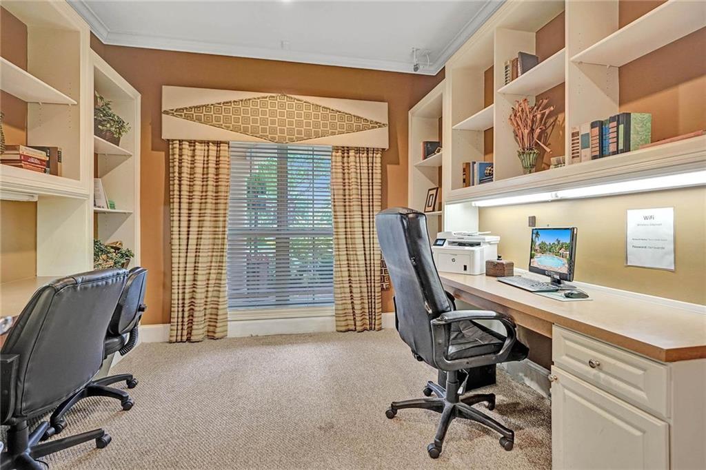 TIERRA VERDE - Residential