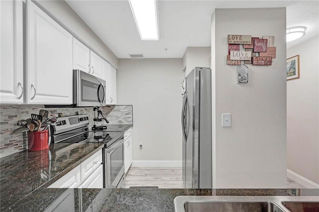 TIERRA VERDE - Residential