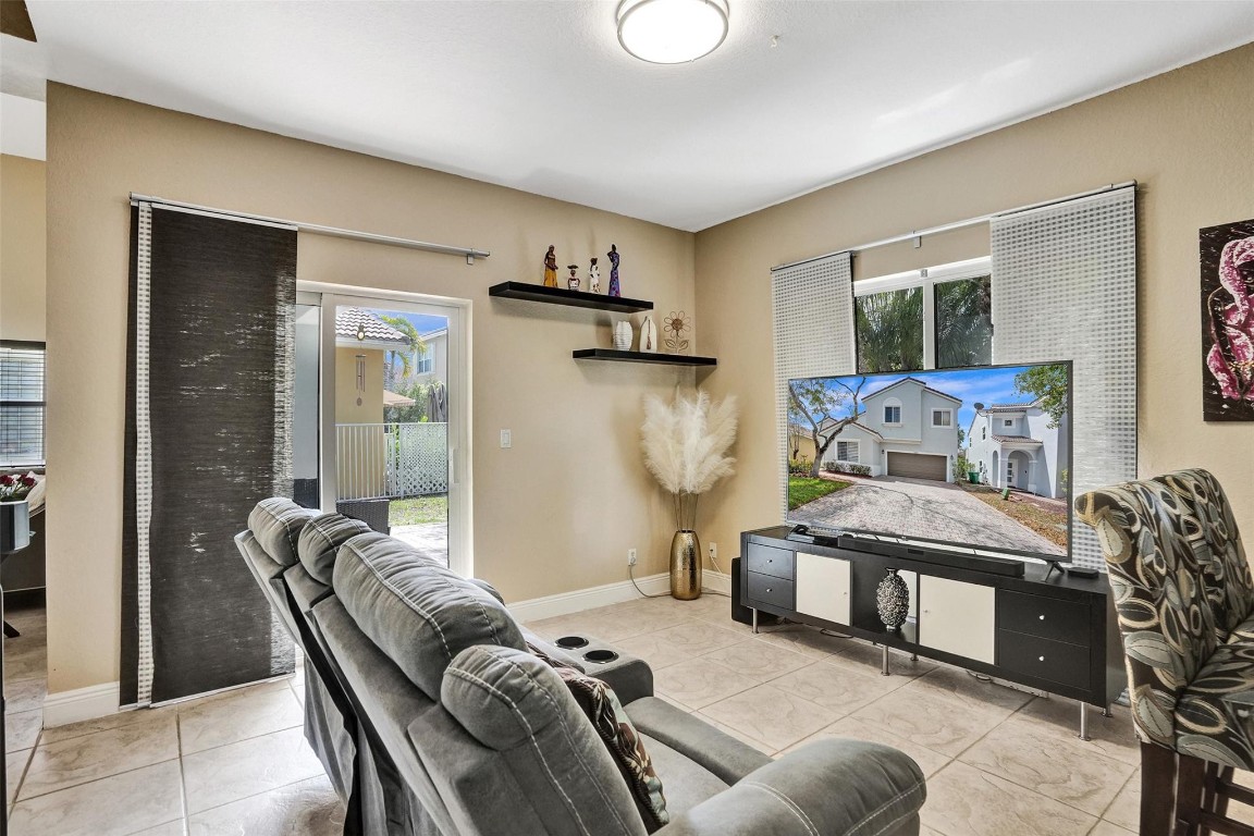 Lakeview West / Vizcaya - Residential