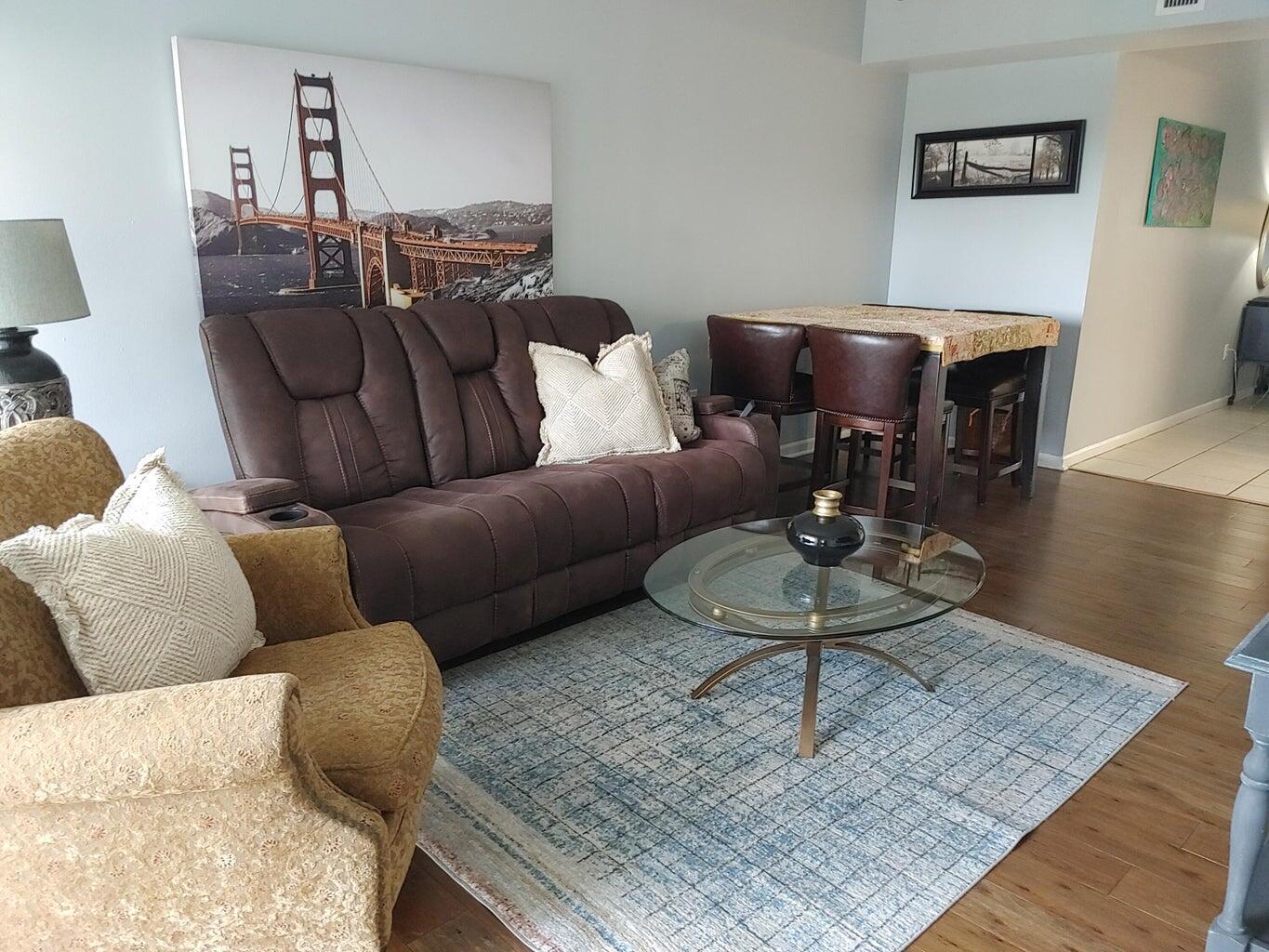 2100 Greenview Shores Boulevard 519