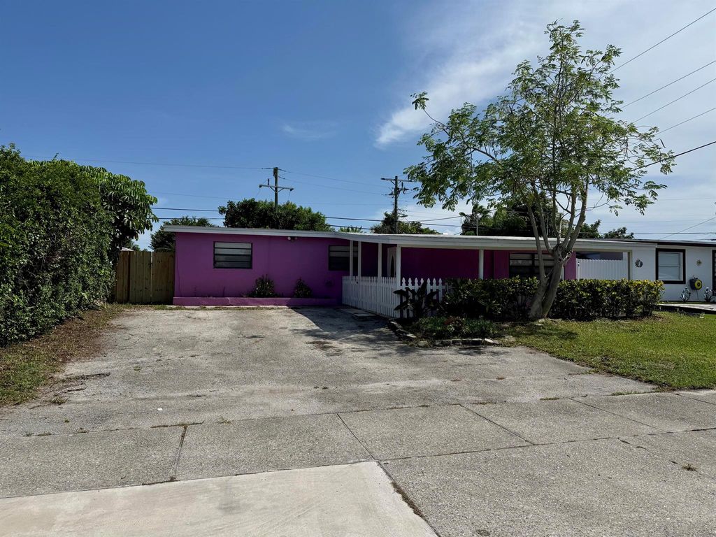 Photo of 5624 Purdy Lane, West Palm Beach, FL 33415 (MLS # R11105854)