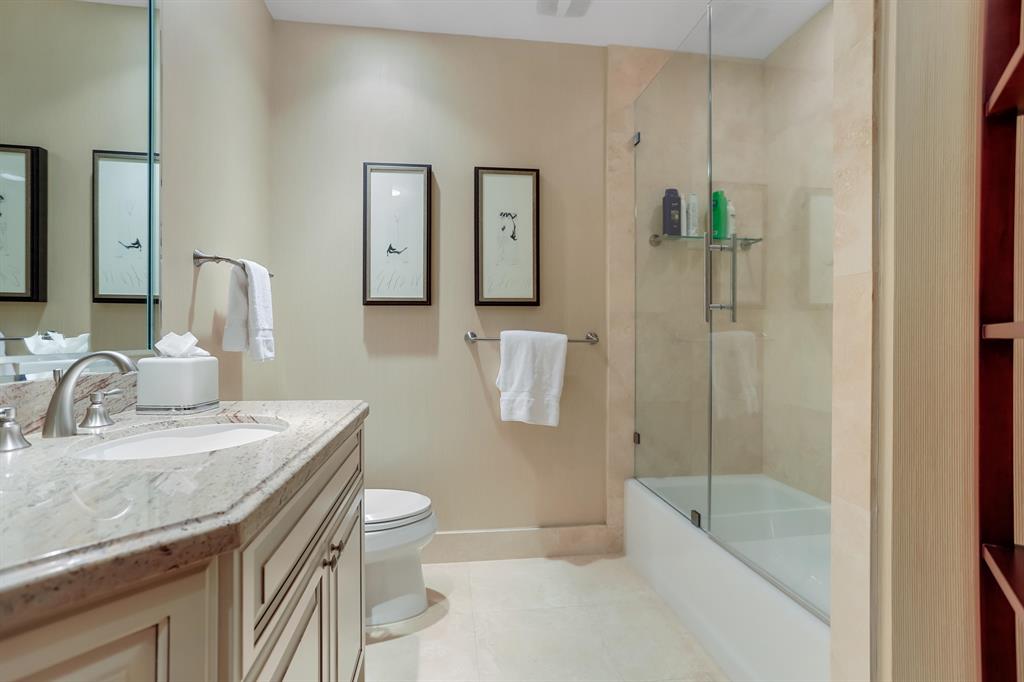 The Ritz-Carlton Residences - Residential