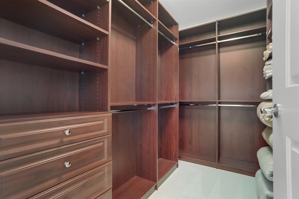 The Ritz-Carlton Residences - Residential