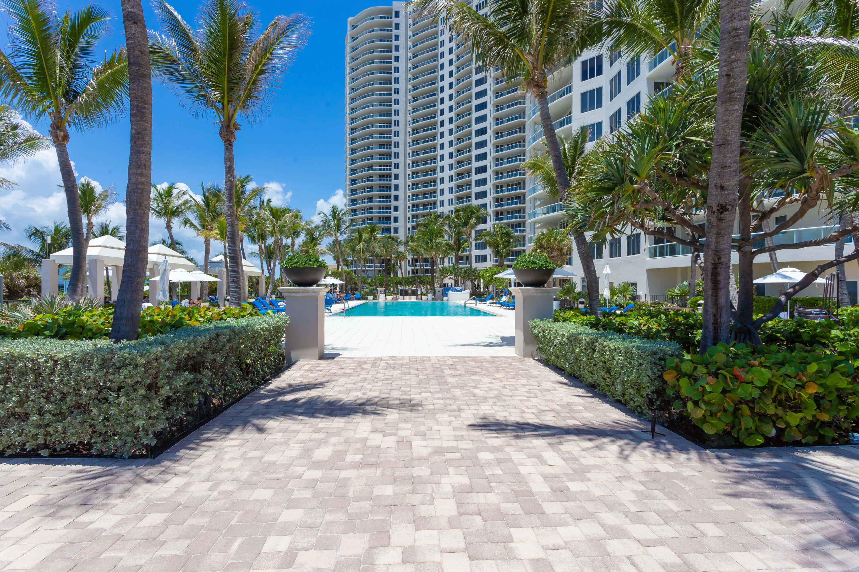 The Ritz-Carlton Residences - Residential