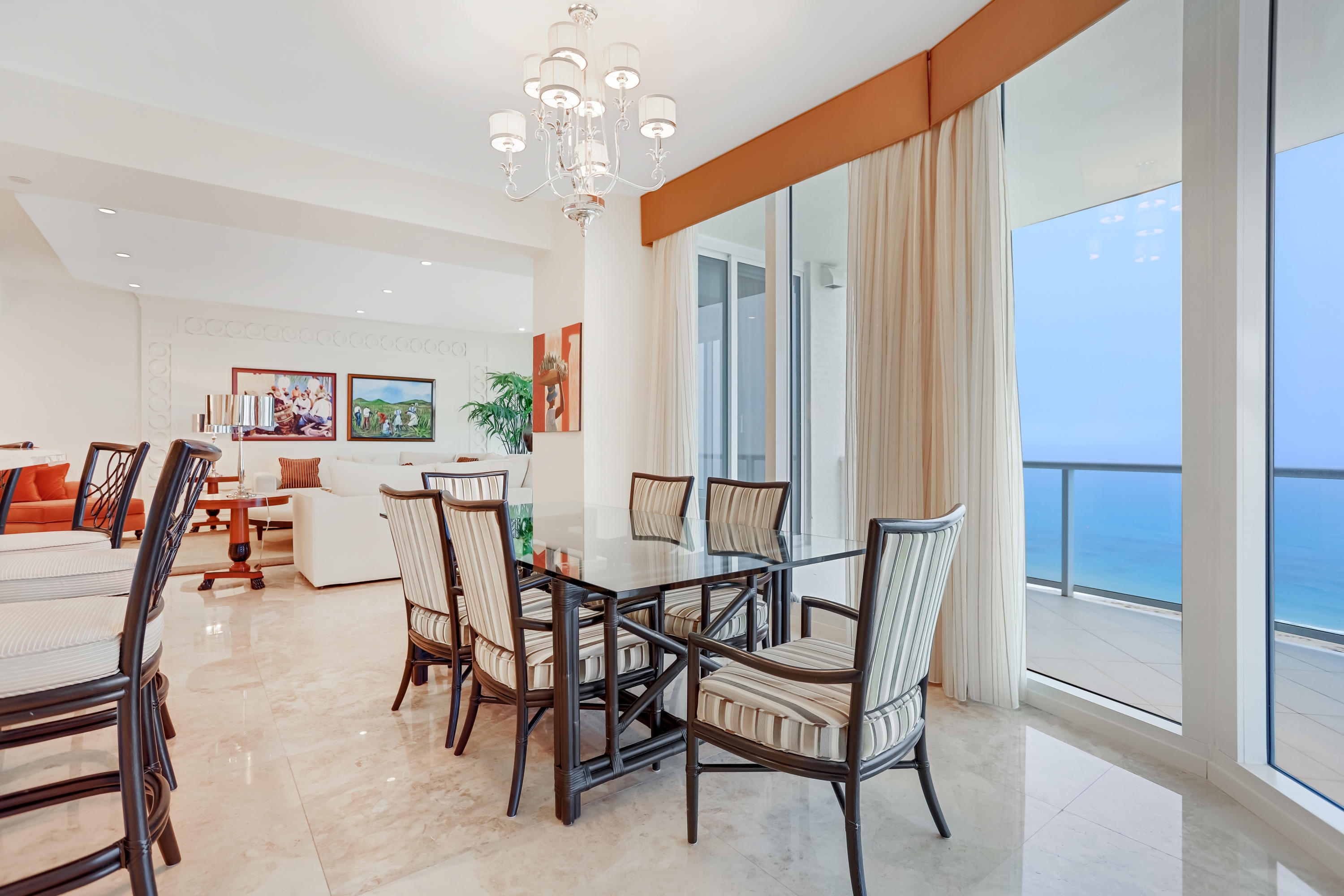 The Ritz-Carlton Residences - Residential