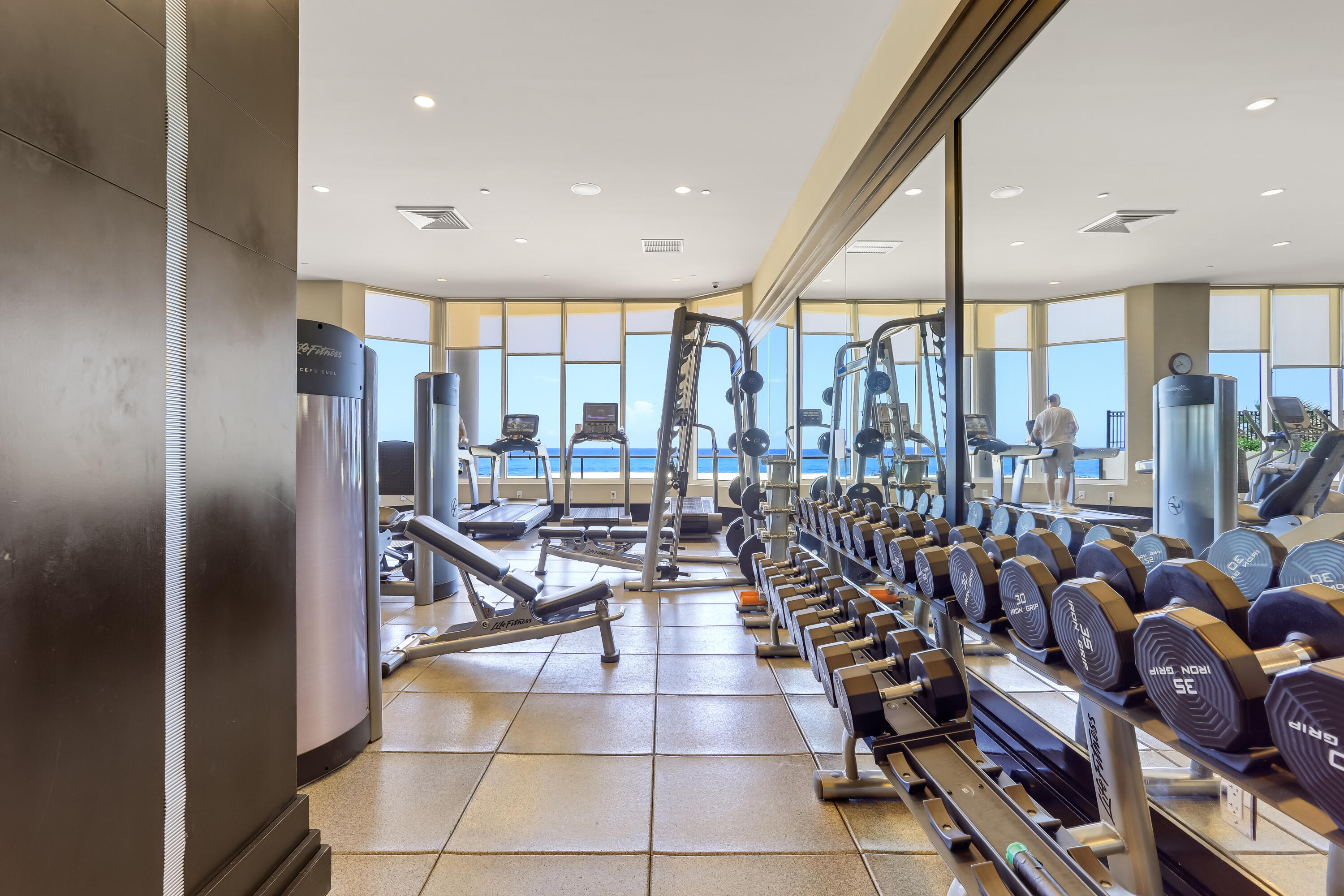 The Ritz-Carlton Residences - Residential