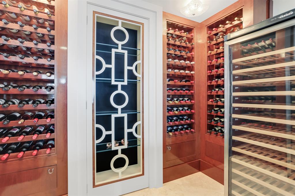 The Ritz-Carlton Residences - Residential