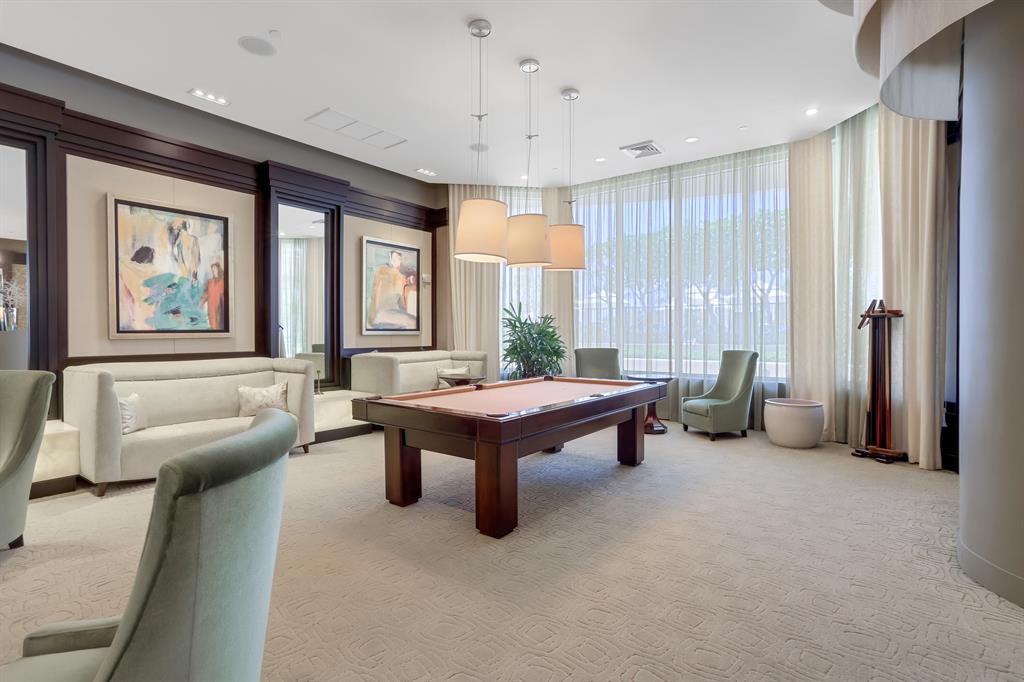 The Ritz-Carlton Residences - Residential